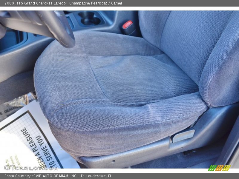 Champagne Pearlcoat / Camel 2000 Jeep Grand Cherokee Laredo
