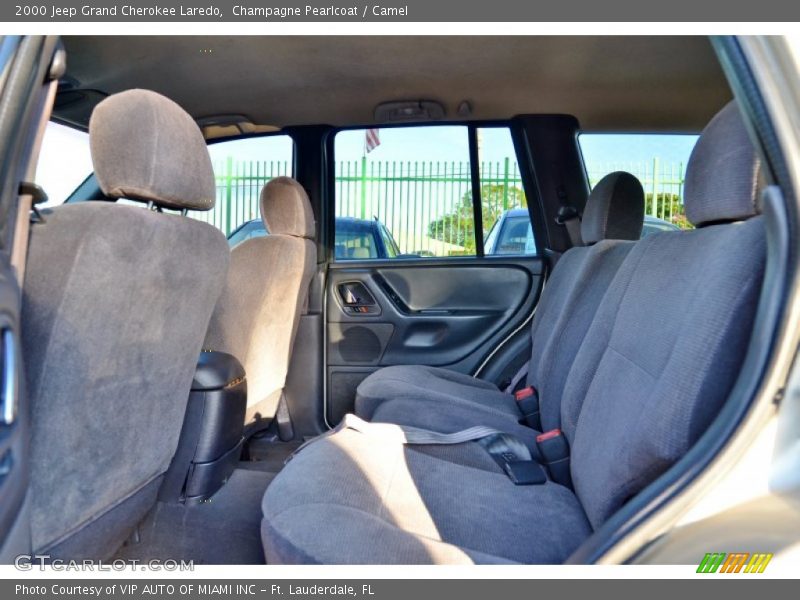 Champagne Pearlcoat / Camel 2000 Jeep Grand Cherokee Laredo