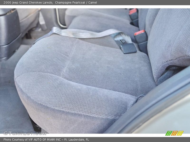Champagne Pearlcoat / Camel 2000 Jeep Grand Cherokee Laredo