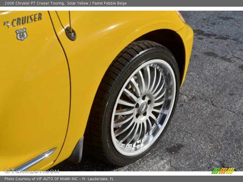 Solar Yellow / Pastel Pebble Beige 2006 Chrysler PT Cruiser Touring