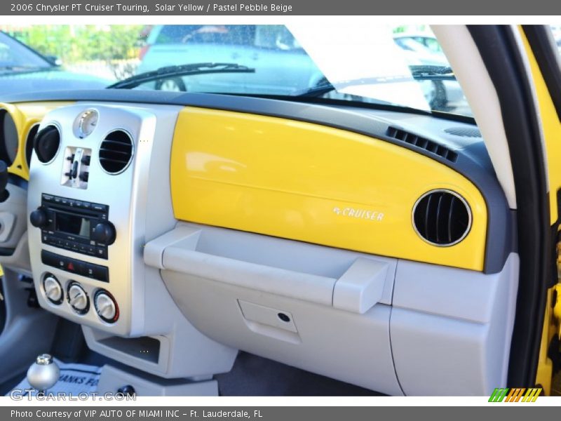 Solar Yellow / Pastel Pebble Beige 2006 Chrysler PT Cruiser Touring