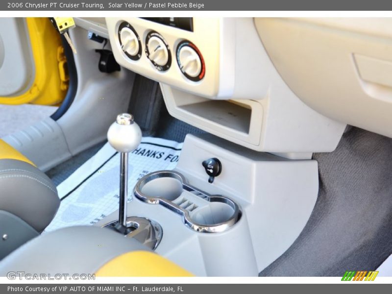 Solar Yellow / Pastel Pebble Beige 2006 Chrysler PT Cruiser Touring
