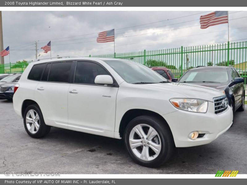 Front 3/4 View of 2008 Highlander Limited