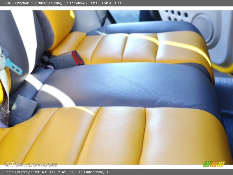 Solar Yellow / Pastel Pebble Beige 2006 Chrysler PT Cruiser Touring