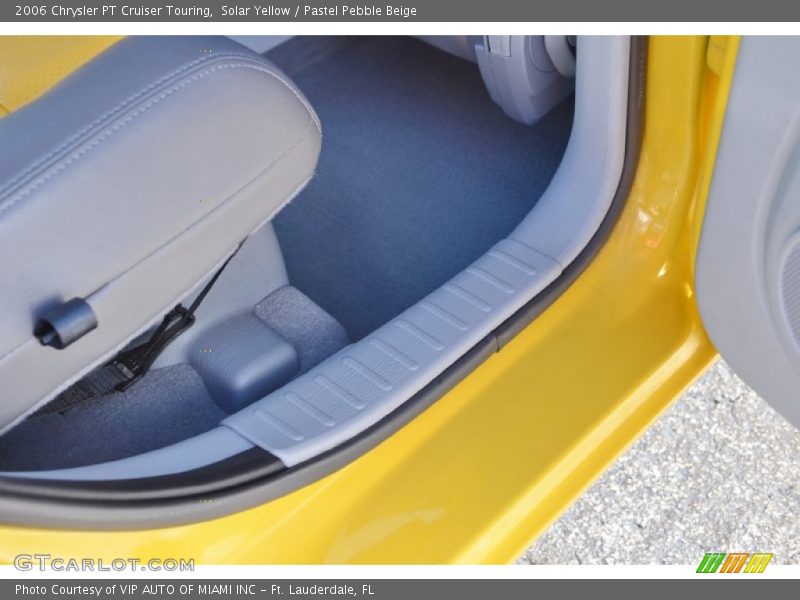 Solar Yellow / Pastel Pebble Beige 2006 Chrysler PT Cruiser Touring