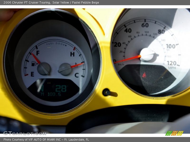 Solar Yellow / Pastel Pebble Beige 2006 Chrysler PT Cruiser Touring
