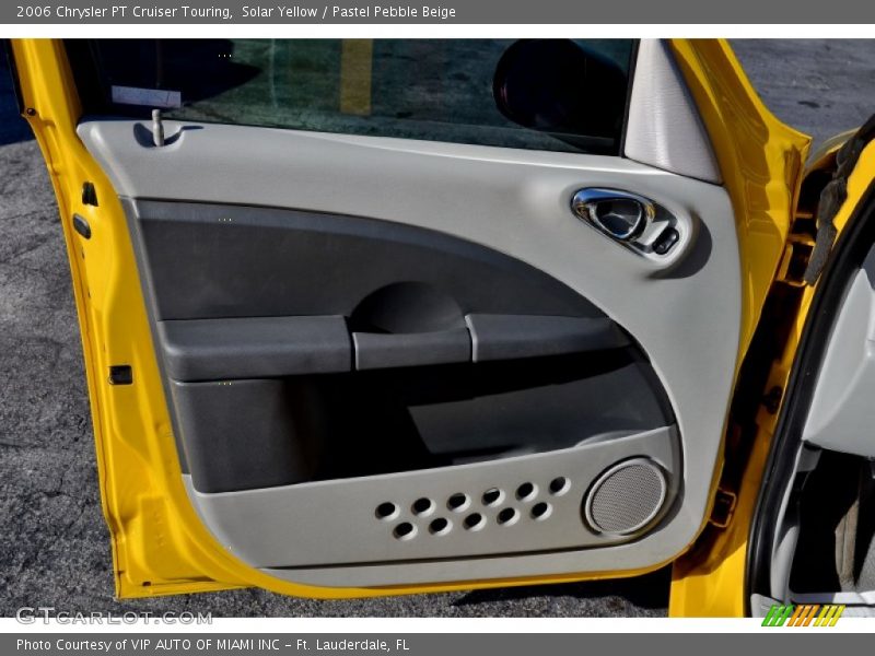 Solar Yellow / Pastel Pebble Beige 2006 Chrysler PT Cruiser Touring