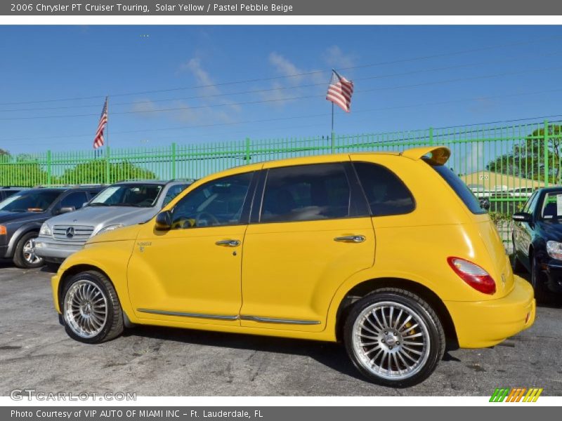 Solar Yellow / Pastel Pebble Beige 2006 Chrysler PT Cruiser Touring