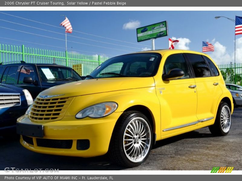 Solar Yellow / Pastel Pebble Beige 2006 Chrysler PT Cruiser Touring