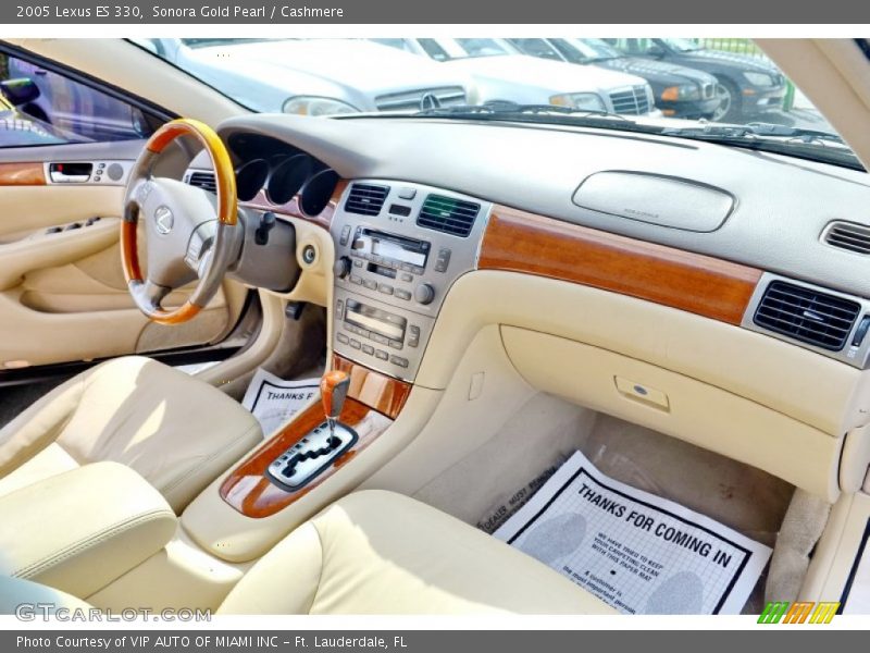  2005 ES 330 Cashmere Interior