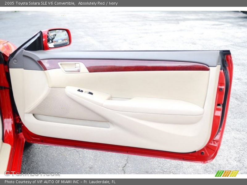 Absolutely Red / Ivory 2005 Toyota Solara SLE V6 Convertible