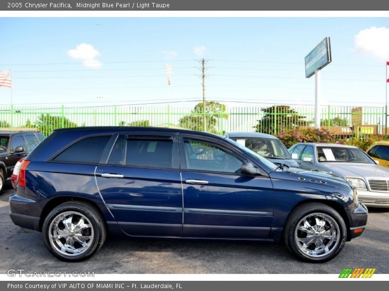 Midnight Blue Pearl / Light Taupe 2005 Chrysler Pacifica