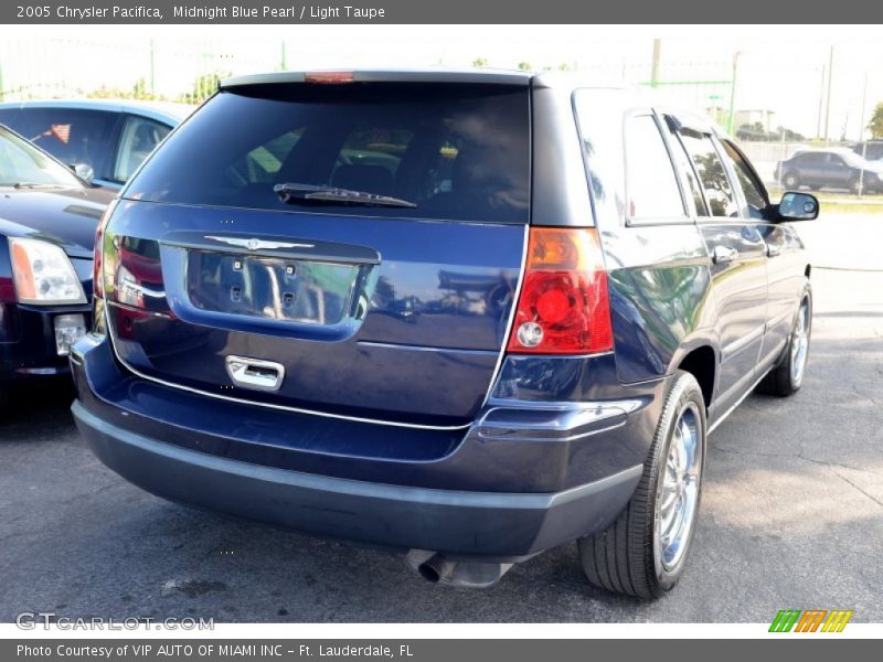 Midnight Blue Pearl / Light Taupe 2005 Chrysler Pacifica