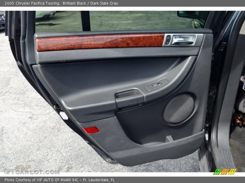Brilliant Black / Dark Slate Gray 2005 Chrysler Pacifica Touring