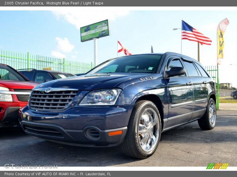 Midnight Blue Pearl / Light Taupe 2005 Chrysler Pacifica