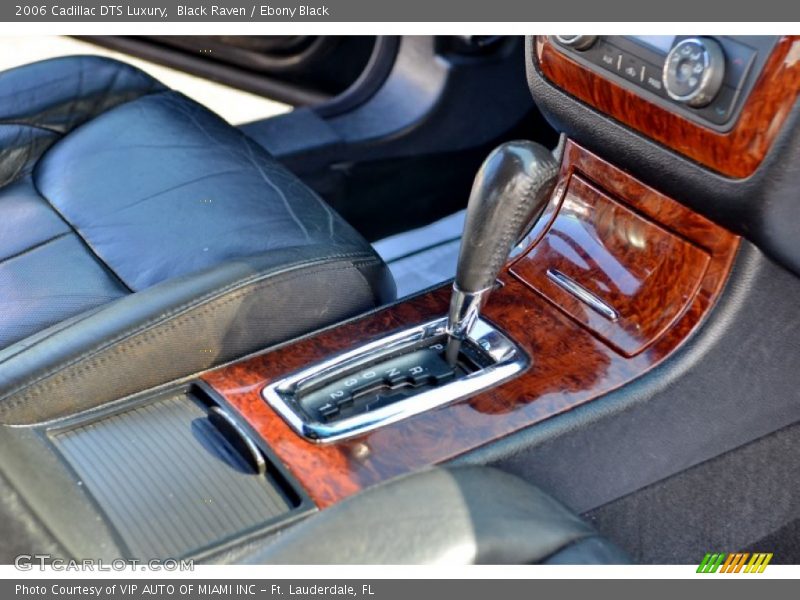 Black Raven / Ebony Black 2006 Cadillac DTS Luxury