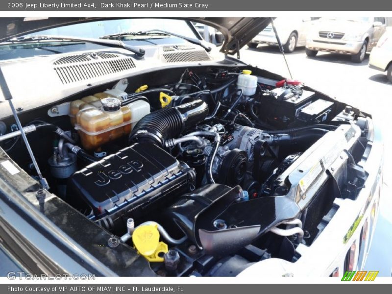 Dark Khaki Pearl / Medium Slate Gray 2006 Jeep Liberty Limited 4x4