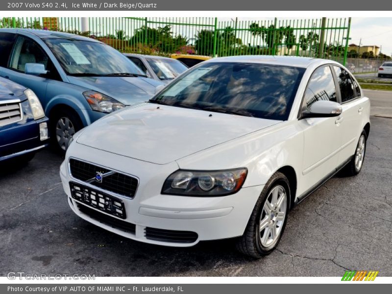 Ice White / Dark Beige/Quartz 2007 Volvo S40 2.4i