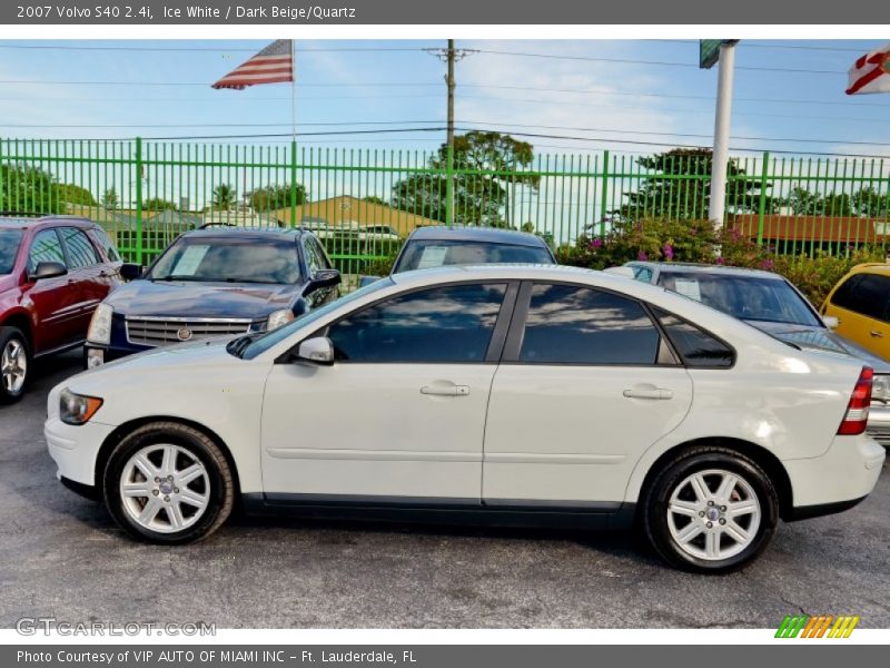 Ice White / Dark Beige/Quartz 2007 Volvo S40 2.4i