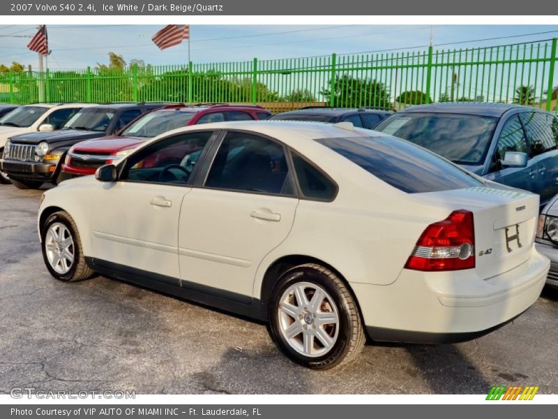 Ice White / Dark Beige/Quartz 2007 Volvo S40 2.4i