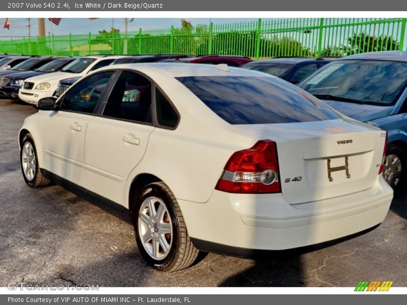 Ice White / Dark Beige/Quartz 2007 Volvo S40 2.4i