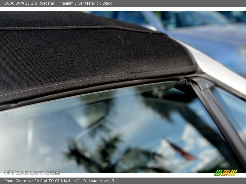 Titanium Silver Metallic / Black 2000 BMW Z3 2.8 Roadster