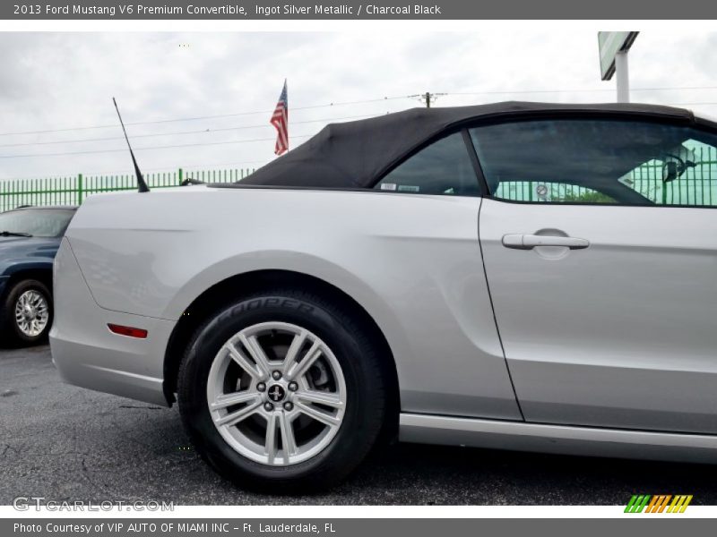Ingot Silver Metallic / Charcoal Black 2013 Ford Mustang V6 Premium Convertible