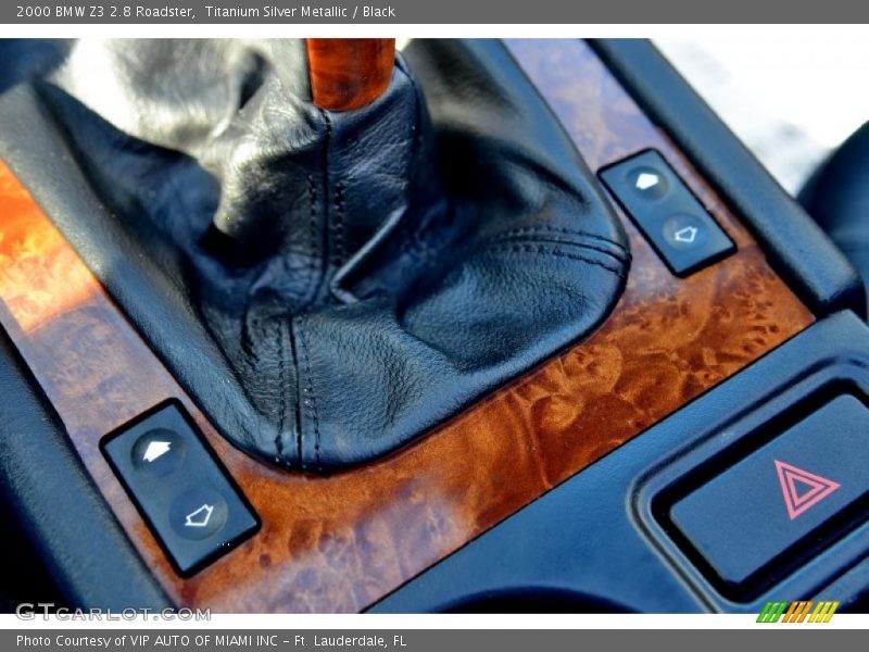 Titanium Silver Metallic / Black 2000 BMW Z3 2.8 Roadster