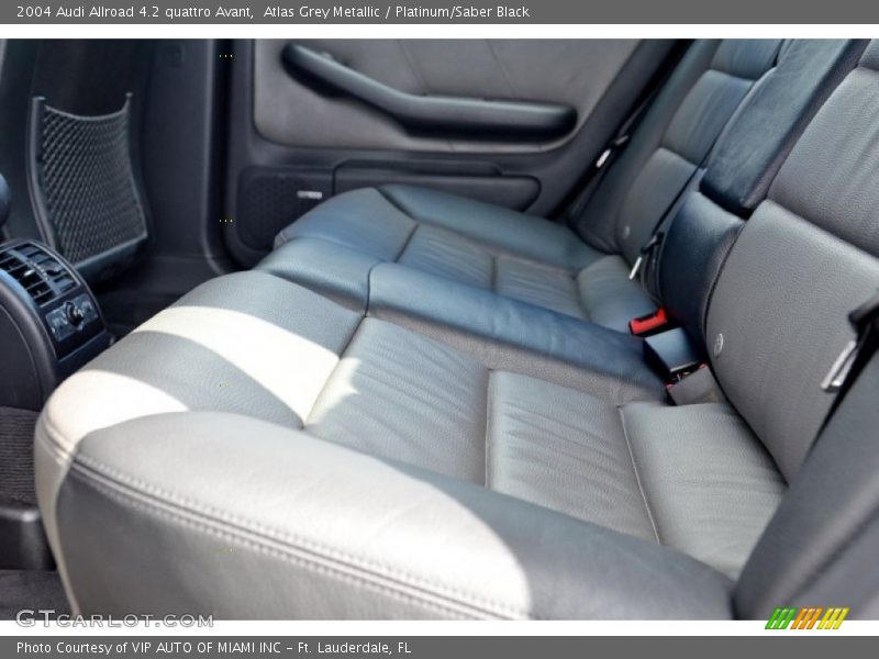 Atlas Grey Metallic / Platinum/Saber Black 2004 Audi Allroad 4.2 quattro Avant