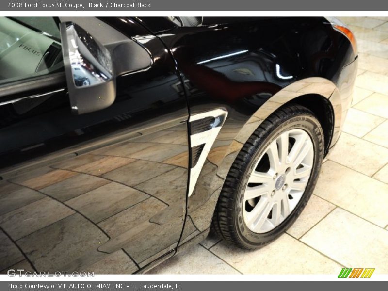 Black / Charcoal Black 2008 Ford Focus SE Coupe
