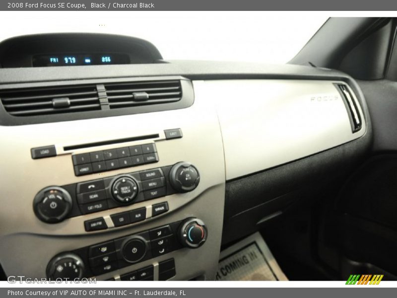 Black / Charcoal Black 2008 Ford Focus SE Coupe