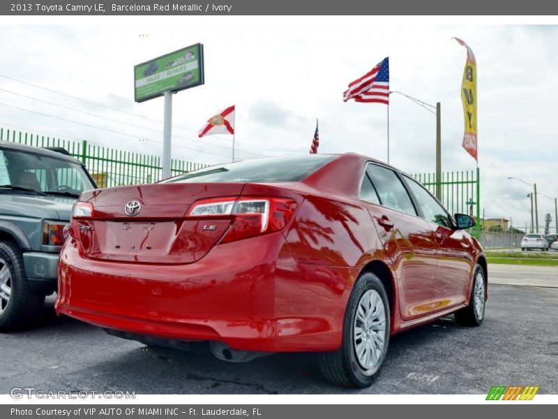 Barcelona Red Metallic / Ivory 2013 Toyota Camry LE