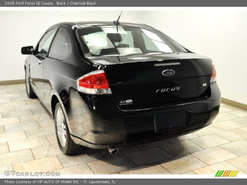 Black / Charcoal Black 2008 Ford Focus SE Coupe
