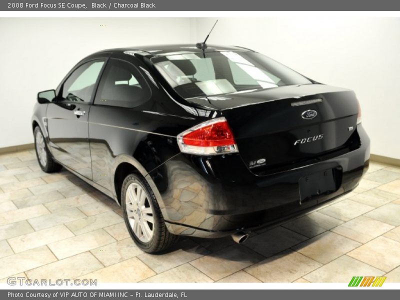 Black / Charcoal Black 2008 Ford Focus SE Coupe