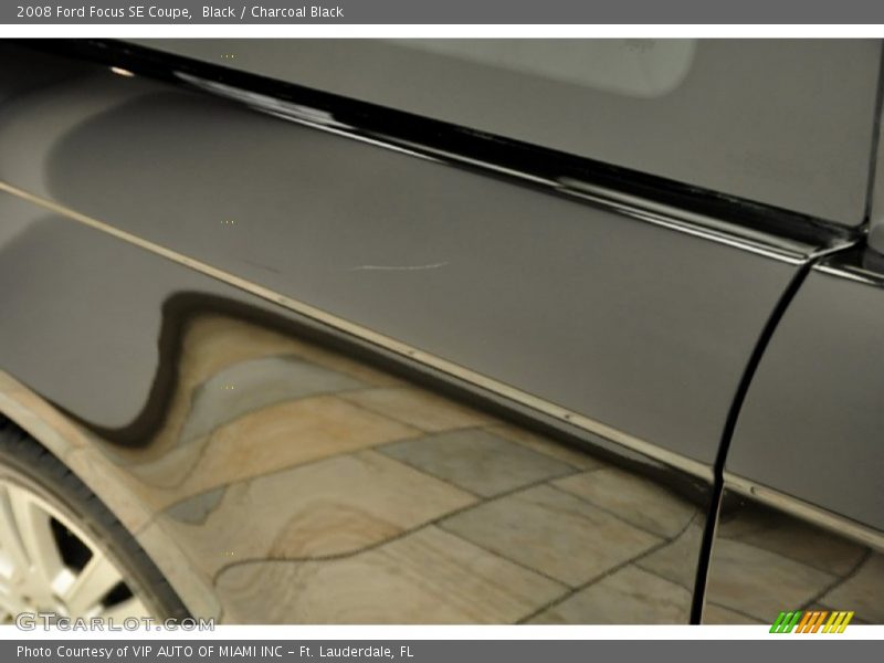 Black / Charcoal Black 2008 Ford Focus SE Coupe