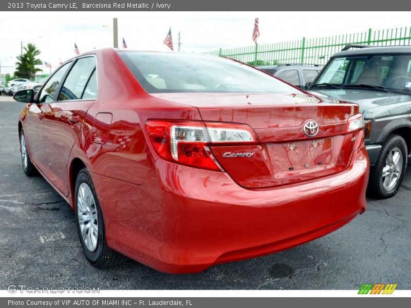 Barcelona Red Metallic / Ivory 2013 Toyota Camry LE