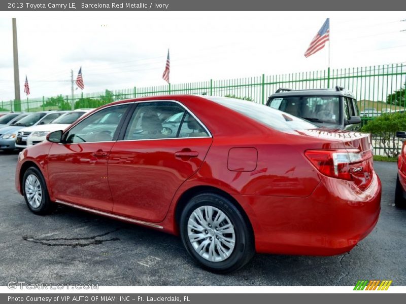 Barcelona Red Metallic / Ivory 2013 Toyota Camry LE