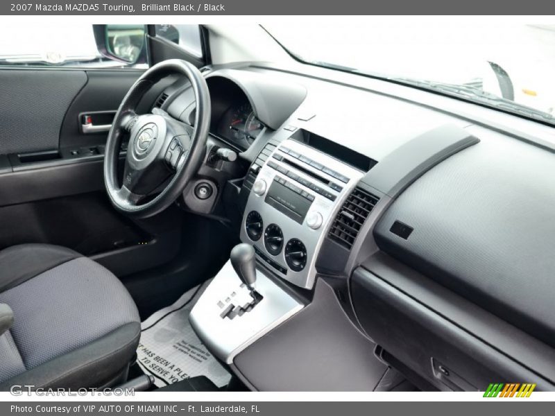 Dashboard of 2007 MAZDA5 Touring