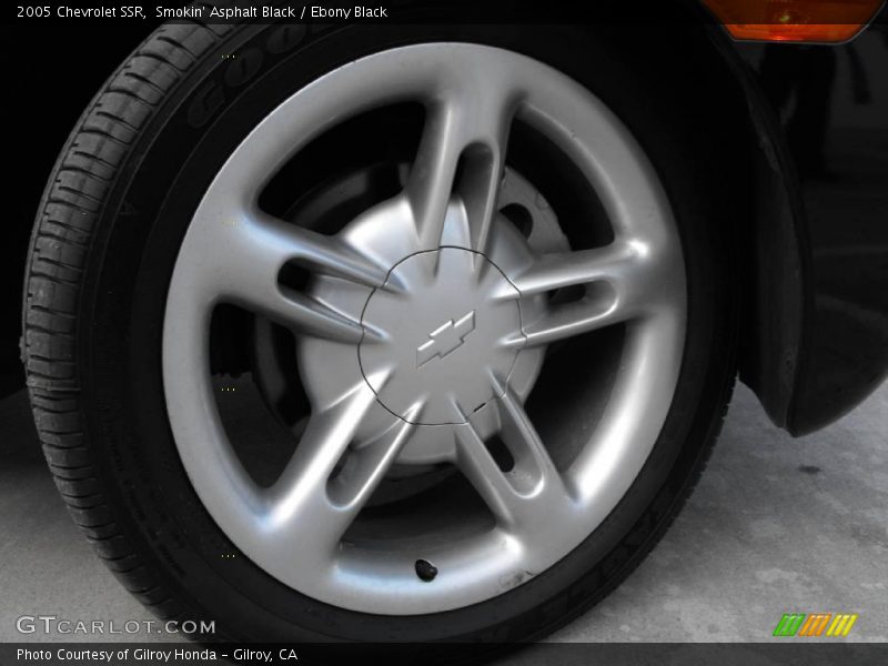 Smokin' Asphalt Black / Ebony Black 2005 Chevrolet SSR