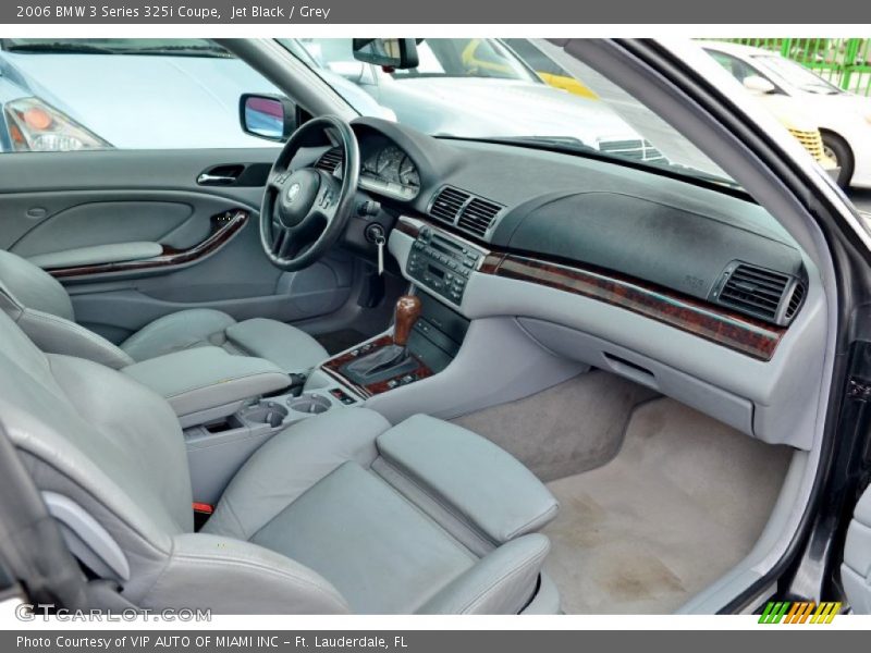 Jet Black / Grey 2006 BMW 3 Series 325i Coupe