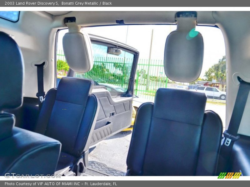 Bonatti Grey Metallic / Black 2003 Land Rover Discovery S