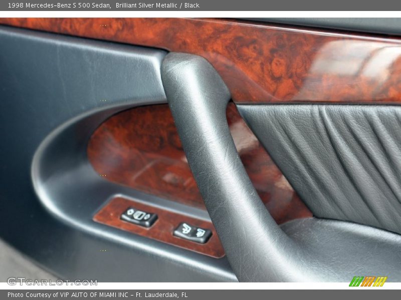 Brilliant Silver Metallic / Black 1998 Mercedes-Benz S 500 Sedan