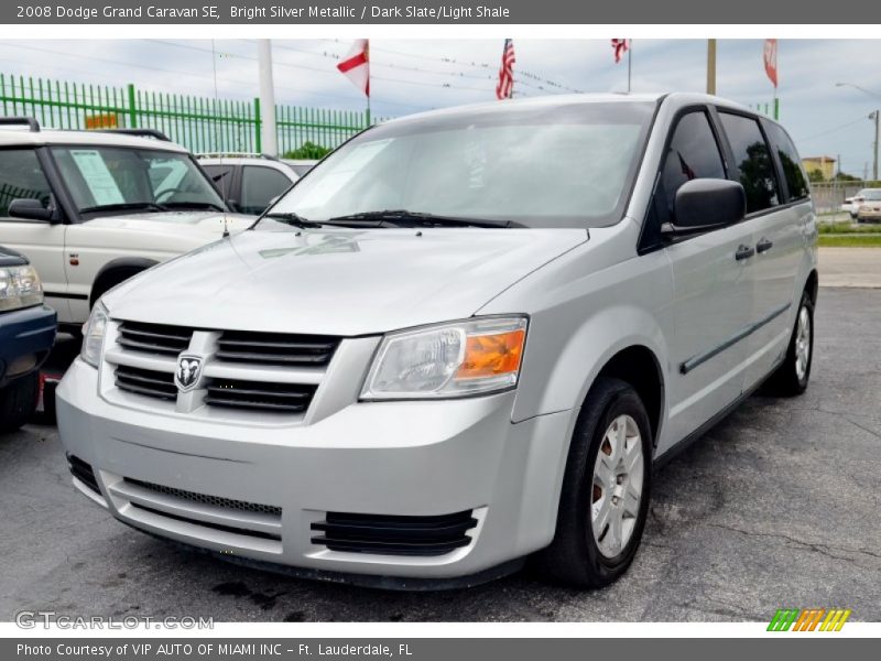 Bright Silver Metallic / Dark Slate/Light Shale 2008 Dodge Grand Caravan SE