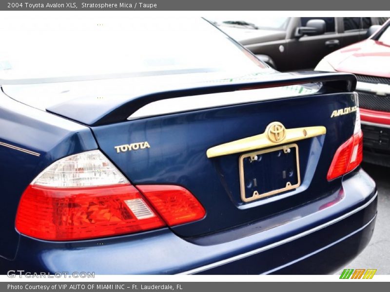 Stratosphere Mica / Taupe 2004 Toyota Avalon XLS