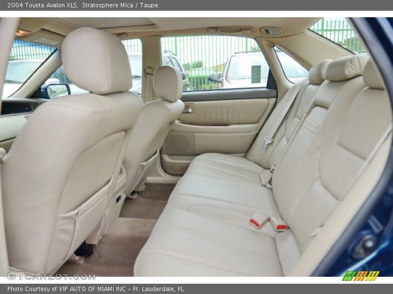 Stratosphere Mica / Taupe 2004 Toyota Avalon XLS