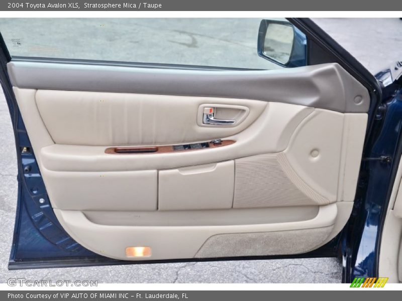 Stratosphere Mica / Taupe 2004 Toyota Avalon XLS