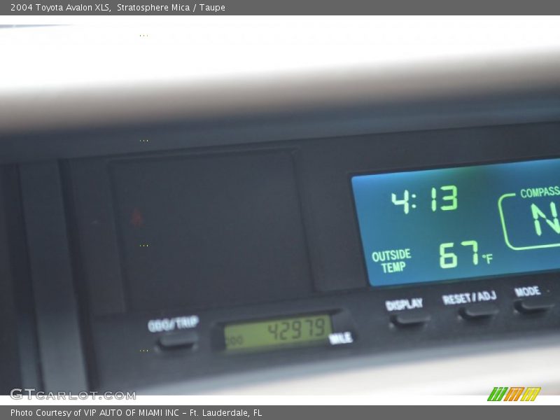 Stratosphere Mica / Taupe 2004 Toyota Avalon XLS