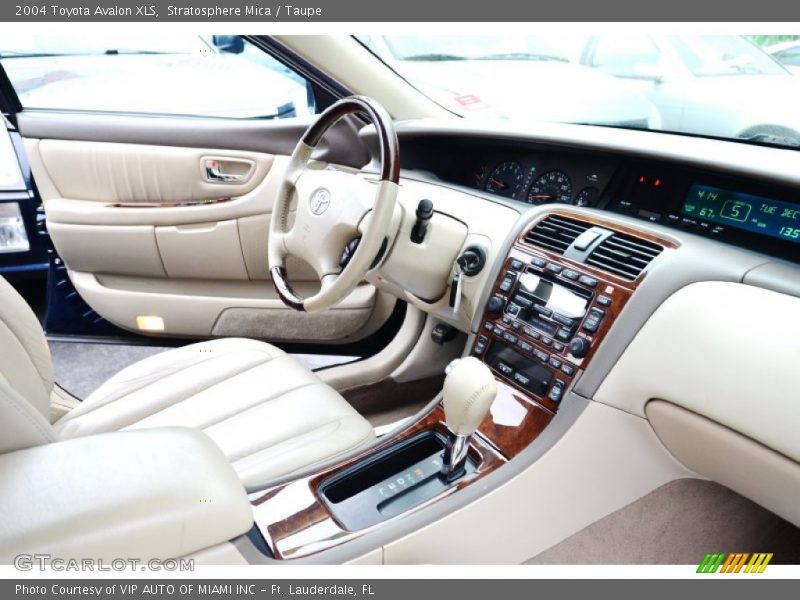 Stratosphere Mica / Taupe 2004 Toyota Avalon XLS