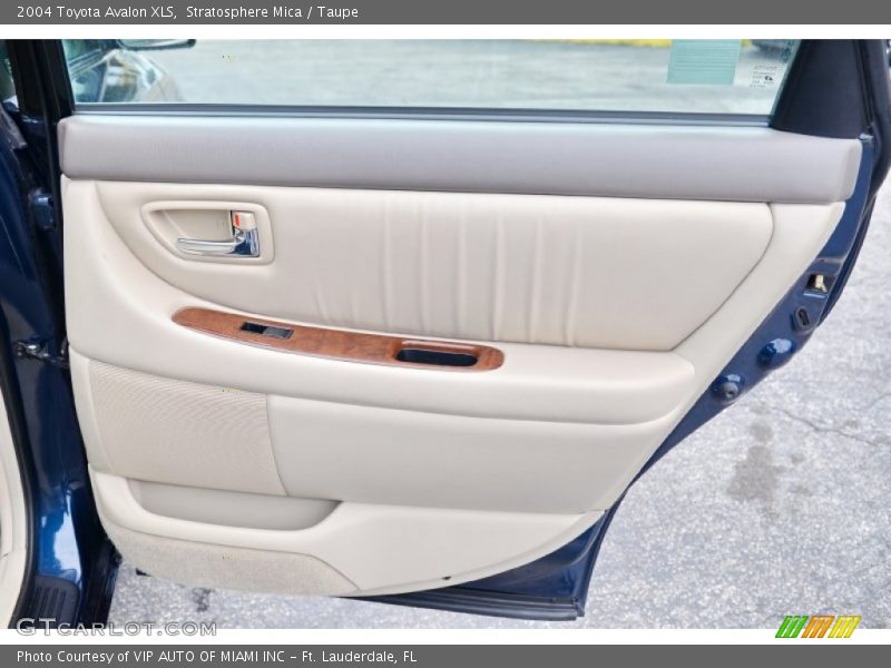 Stratosphere Mica / Taupe 2004 Toyota Avalon XLS