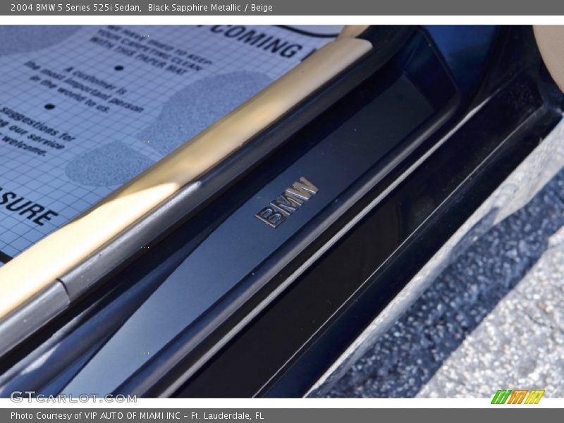 Black Sapphire Metallic / Beige 2004 BMW 5 Series 525i Sedan
